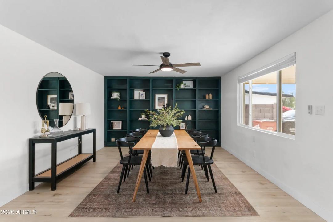 Real Estate Picture 10