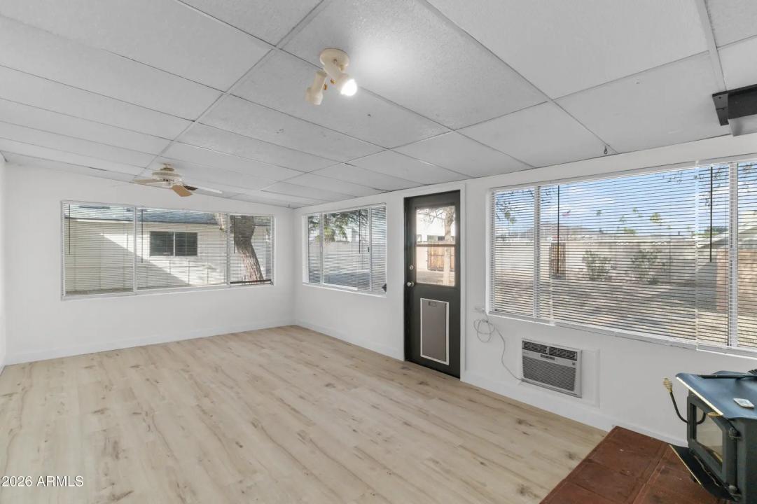 Real Estate Picture 20