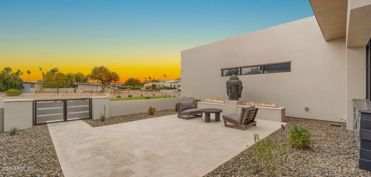 Real Estate Picture 8