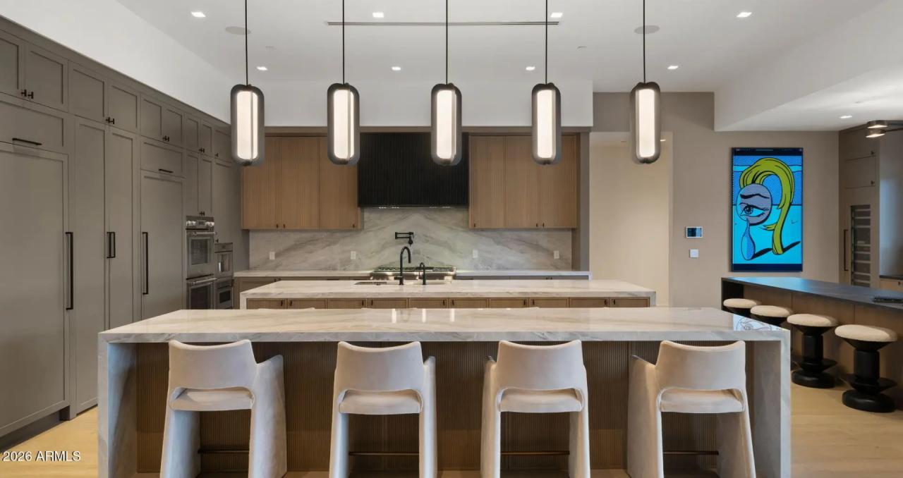 Real Estate Picture 20