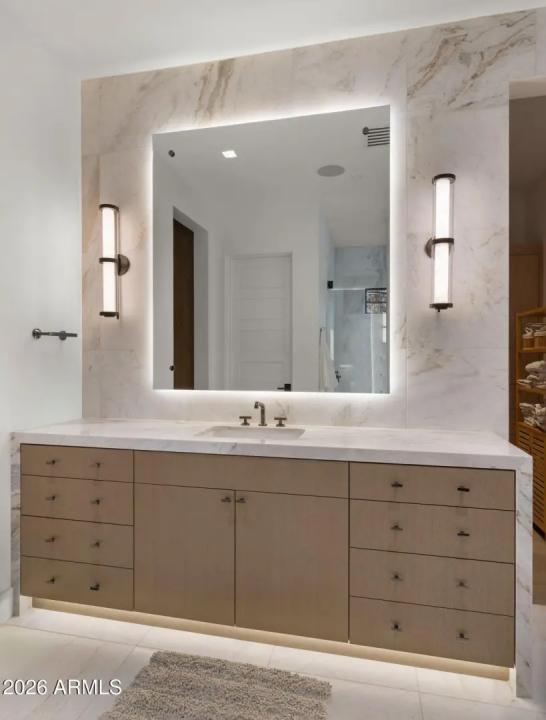 Real Estate Picture 53