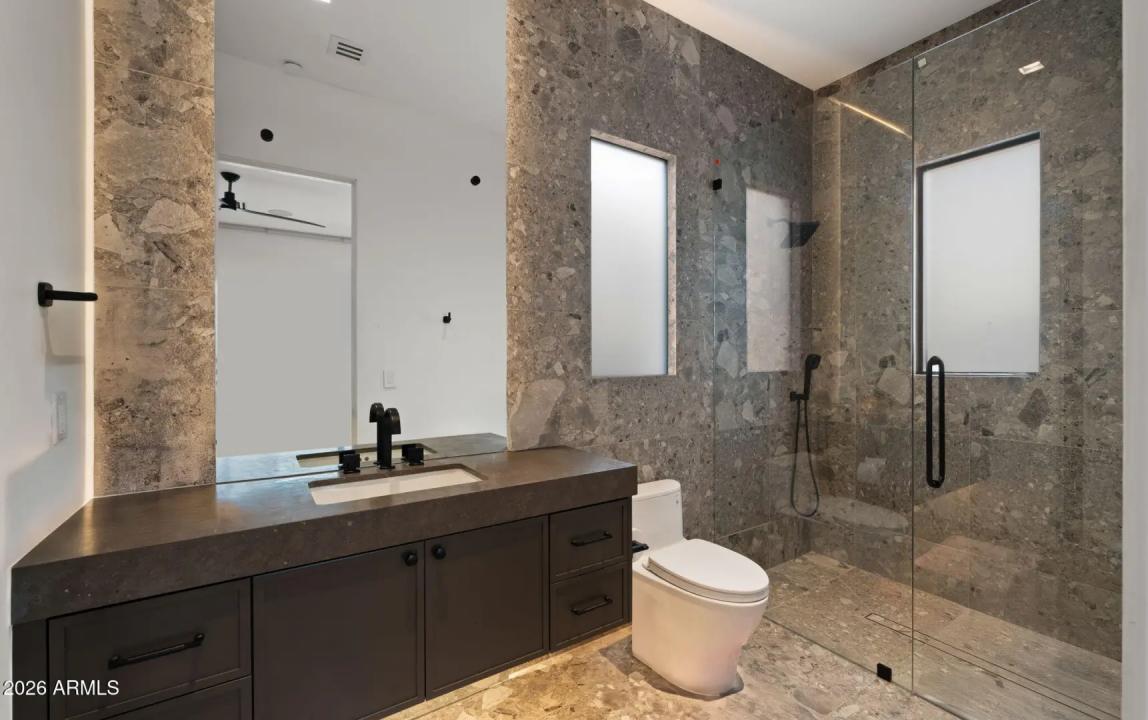 Real Estate Picture 69