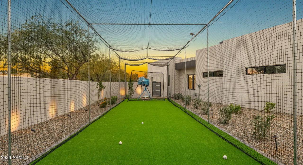 Real Estate Picture 98