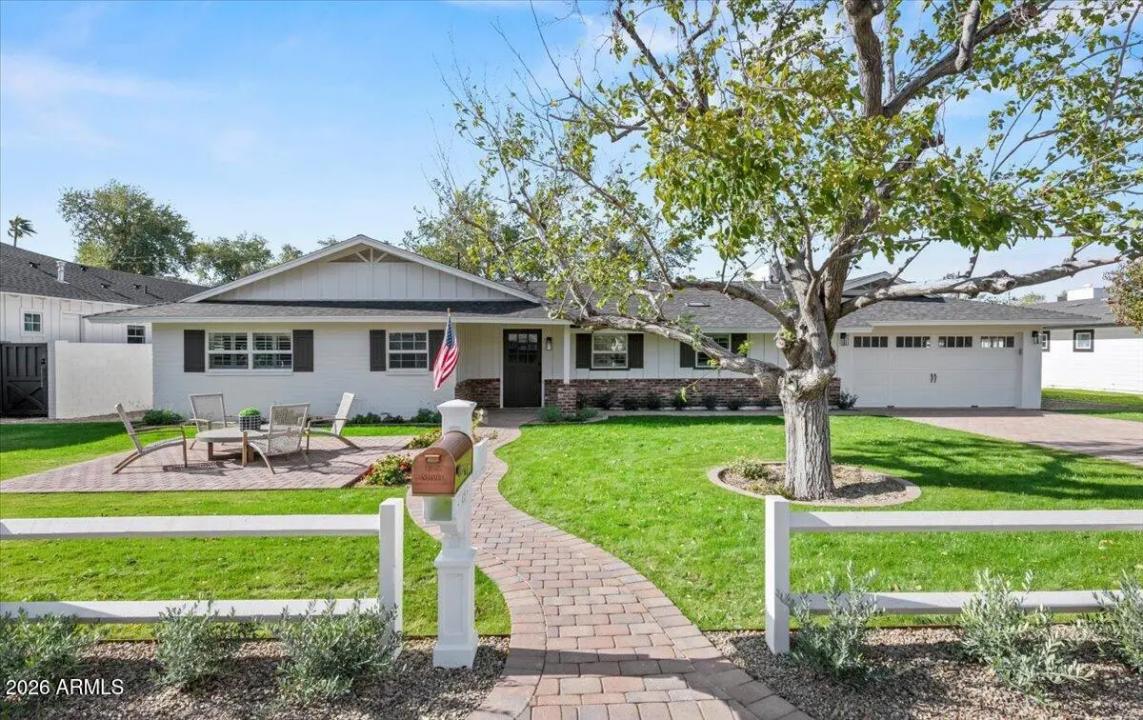 Real Estate Picture 1