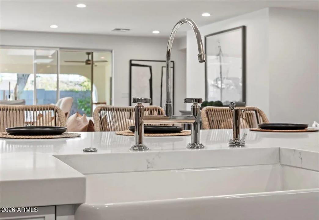 Real Estate Picture 16