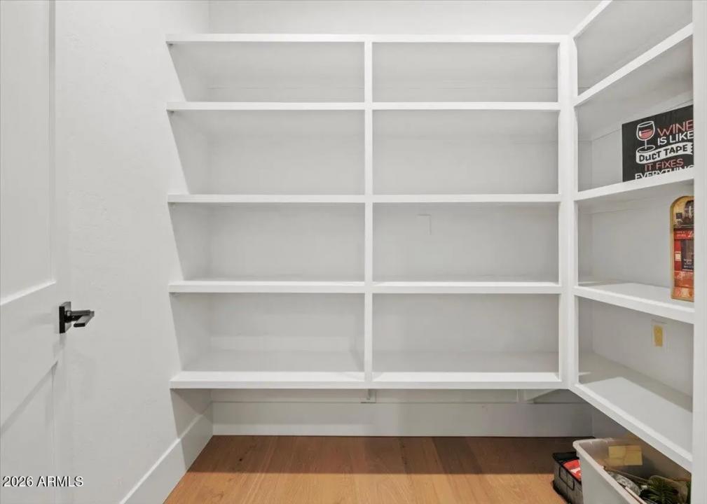 Real Estate Picture 17