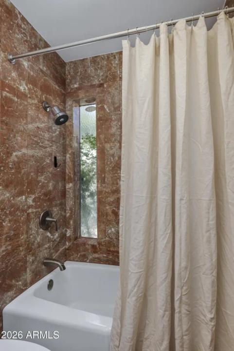 Real Estate Picture 29