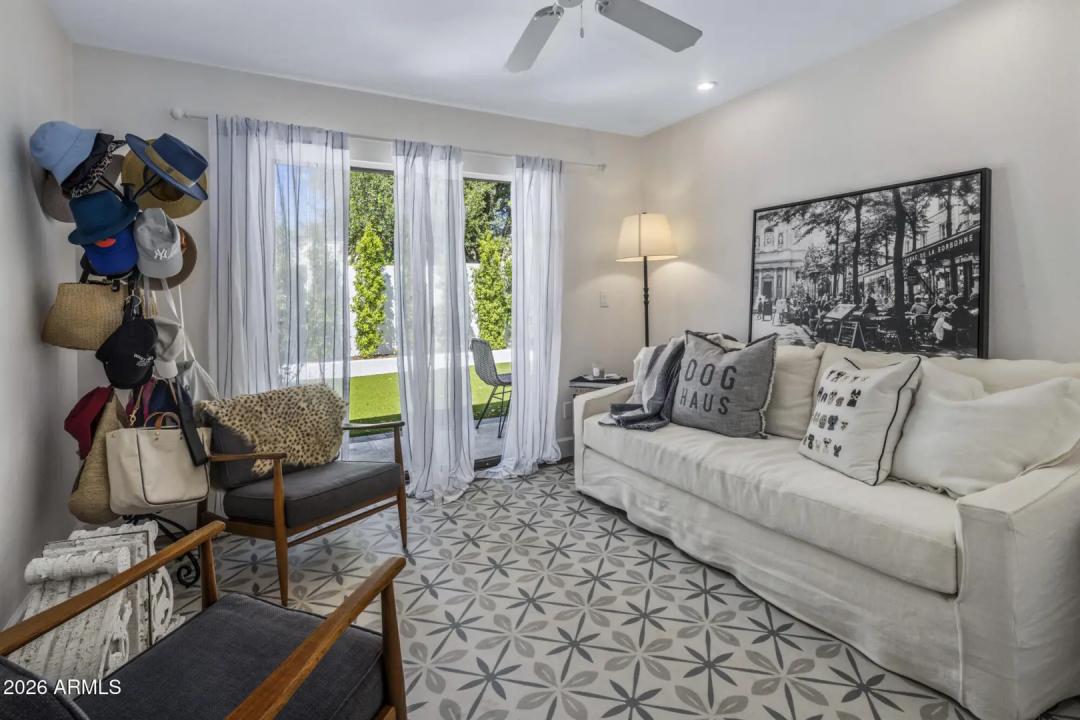 Real Estate Picture 30