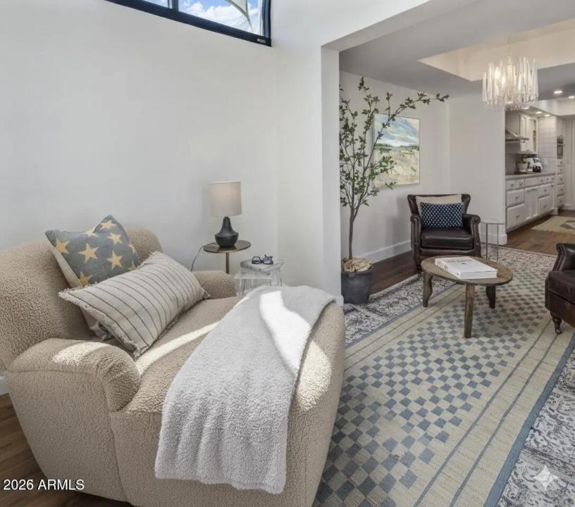 Real Estate Picture 19