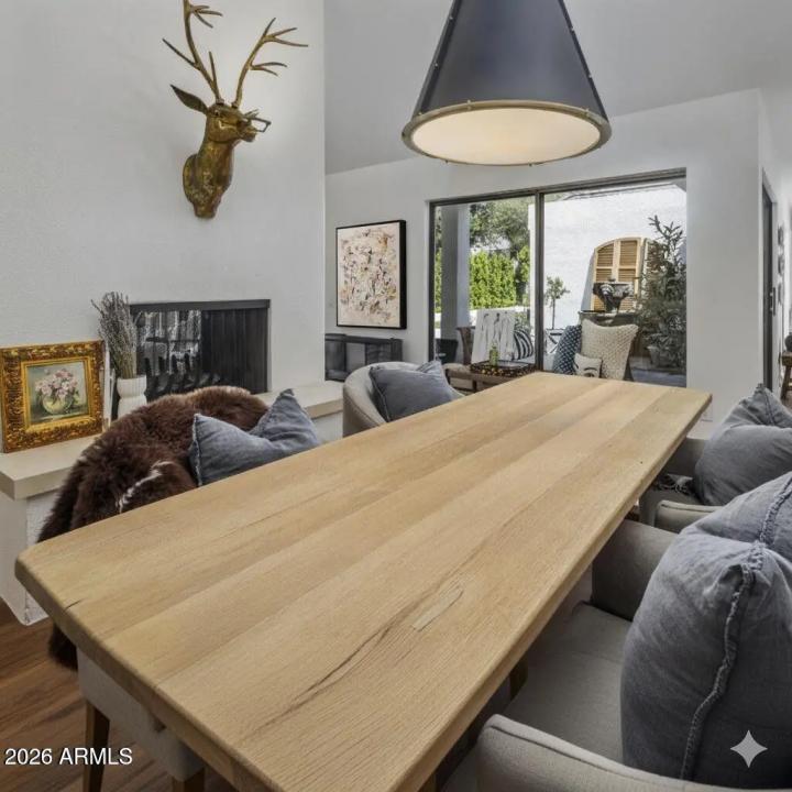 Real Estate Picture 9