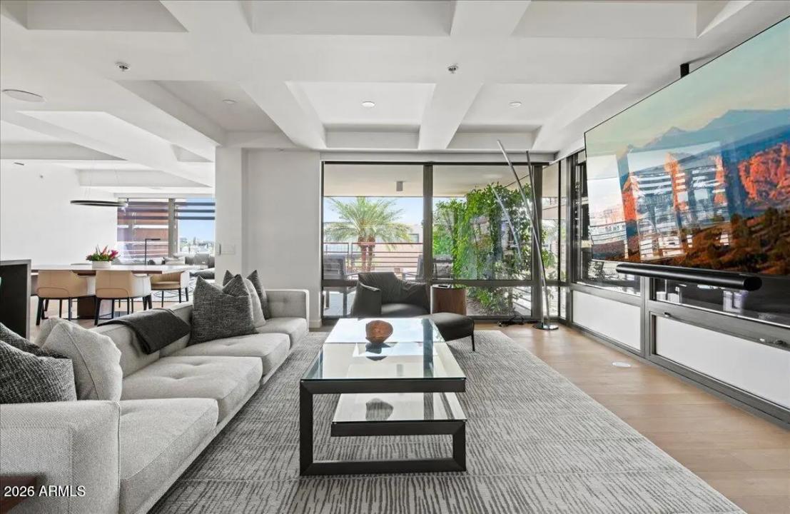 Real Estate Picture 2