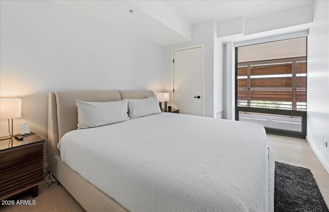 Real Estate Picture 17