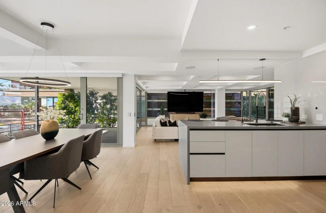 7157 E RANCHO VISTA Drive 4001 Scottsdale AZ 85251