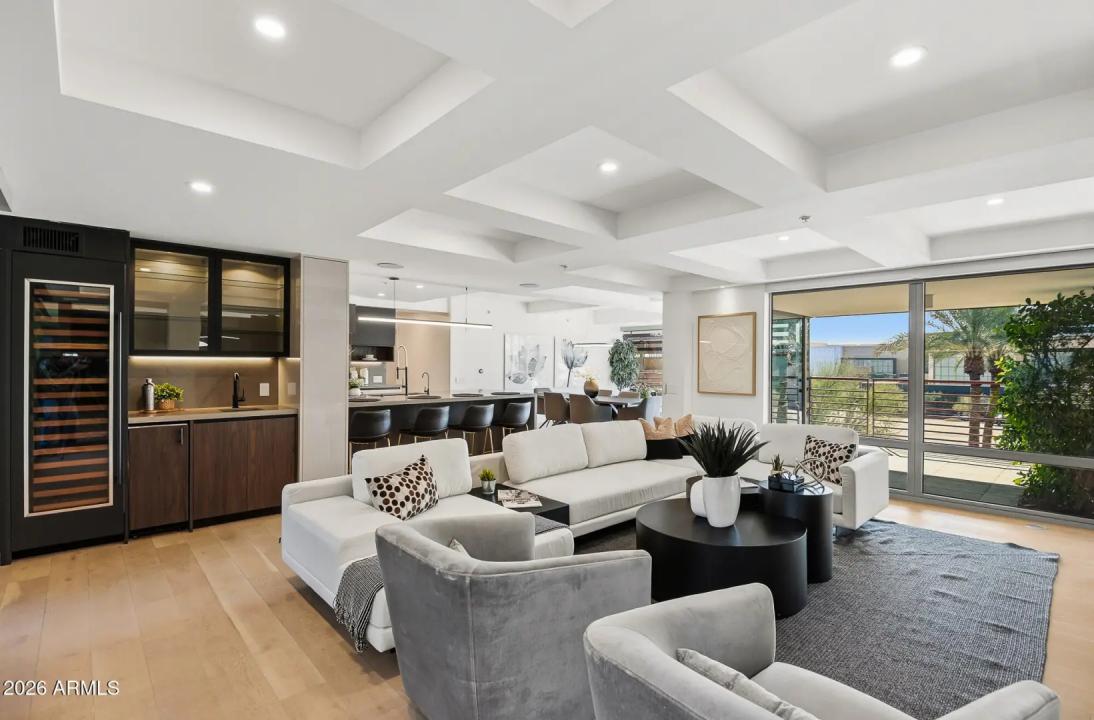 Real Estate Picture 13