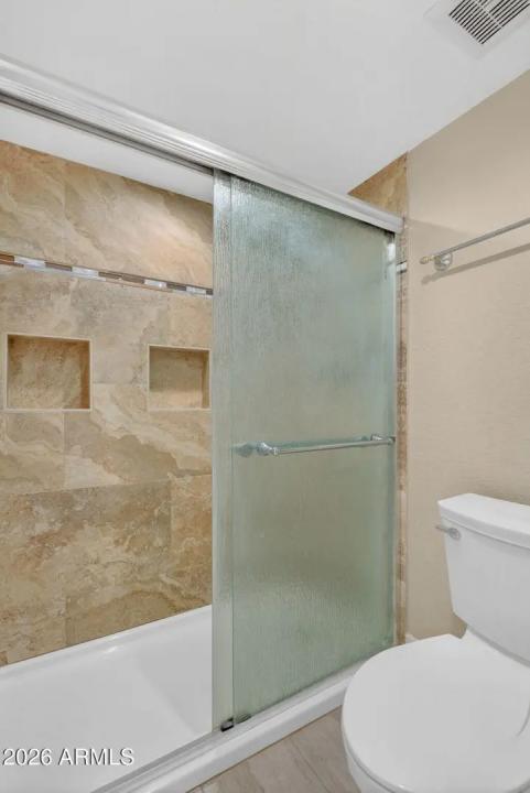 Real Estate Picture 19