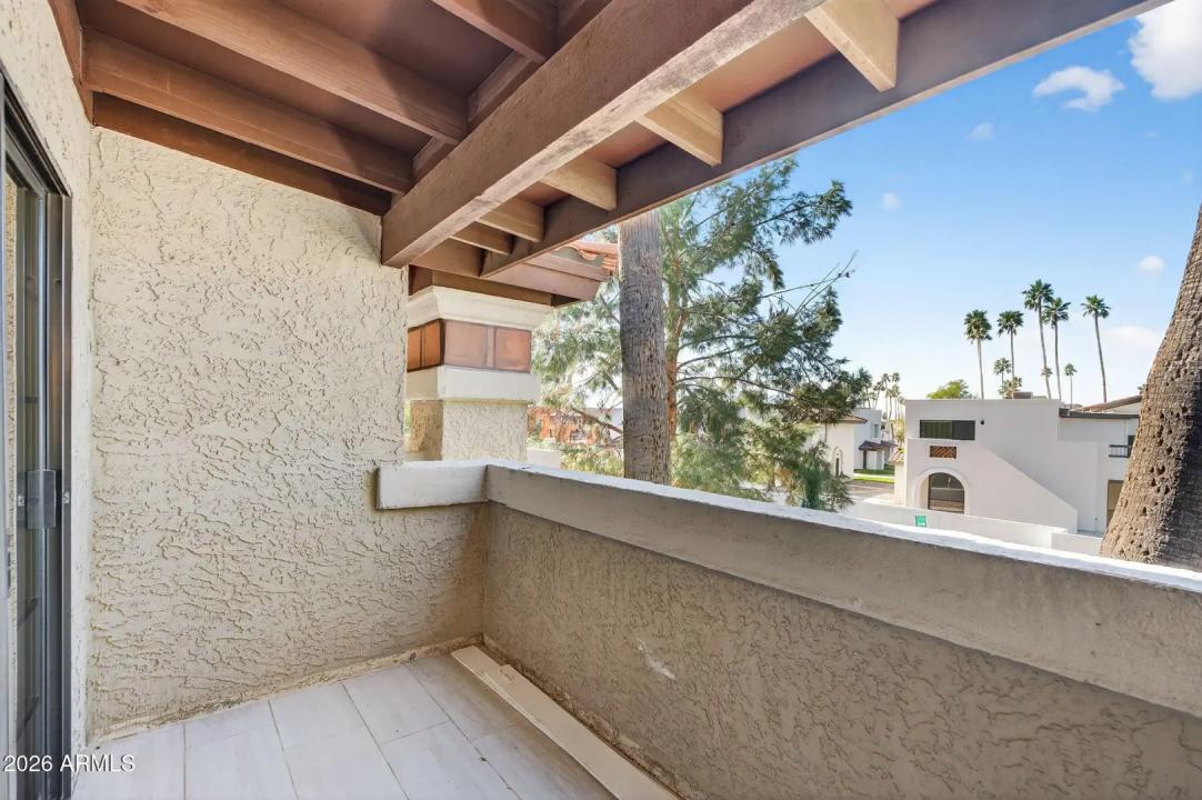 Real Estate Picture 37