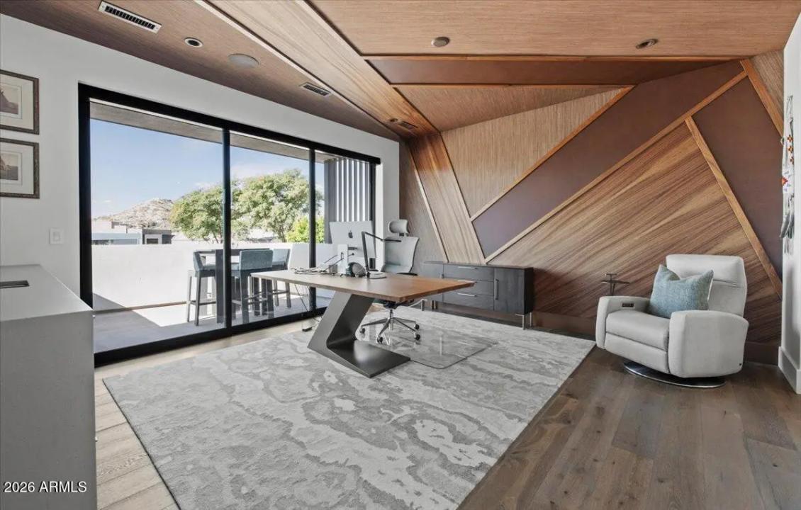 Real Estate Picture 21