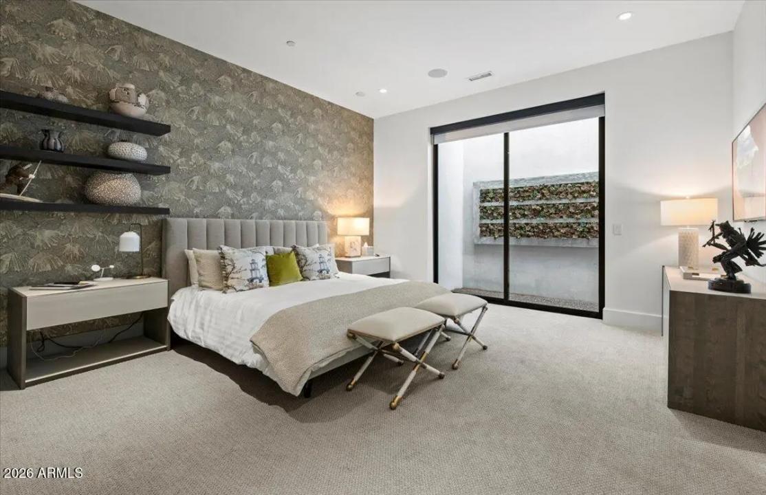 Real Estate Picture 25