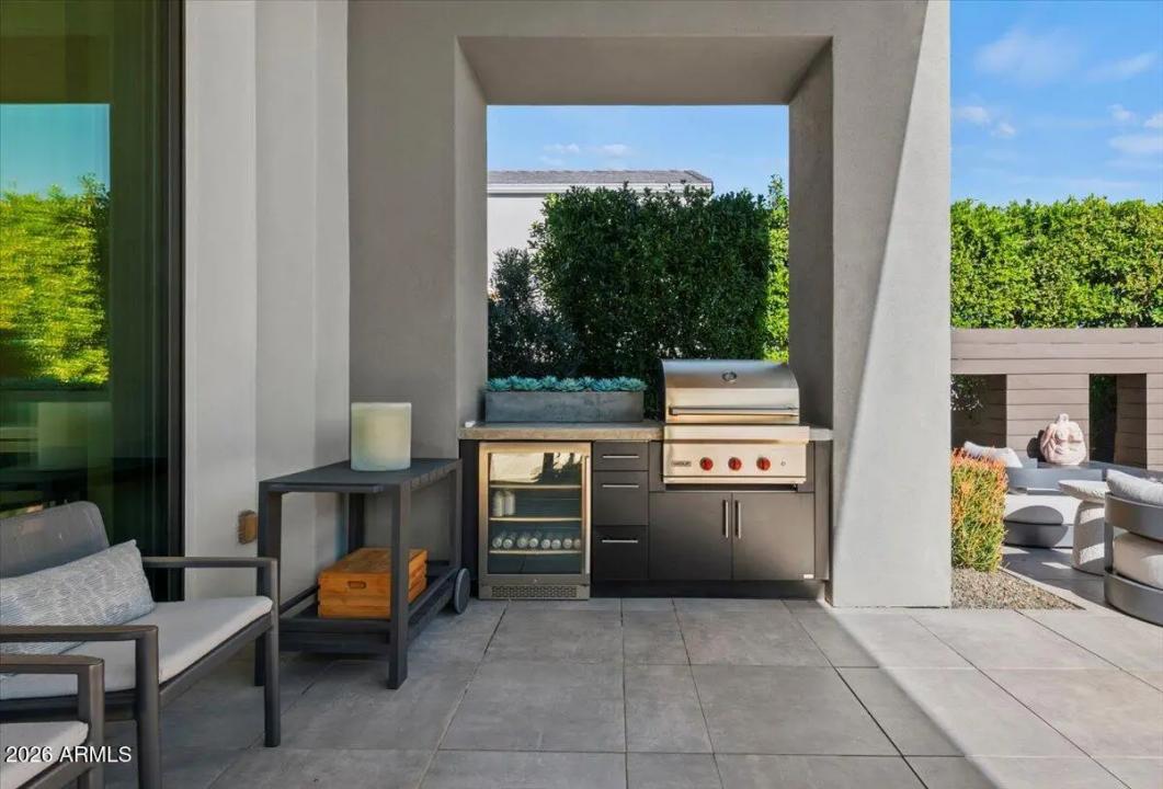 Real Estate Picture 29