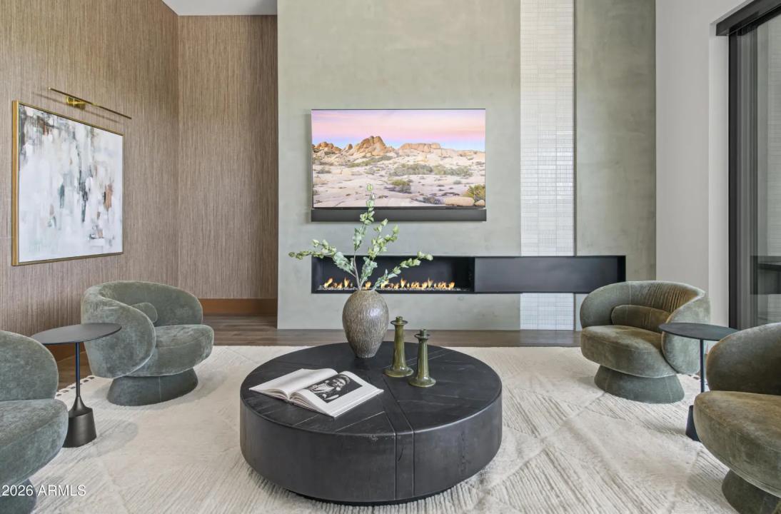 Real Estate Picture 21