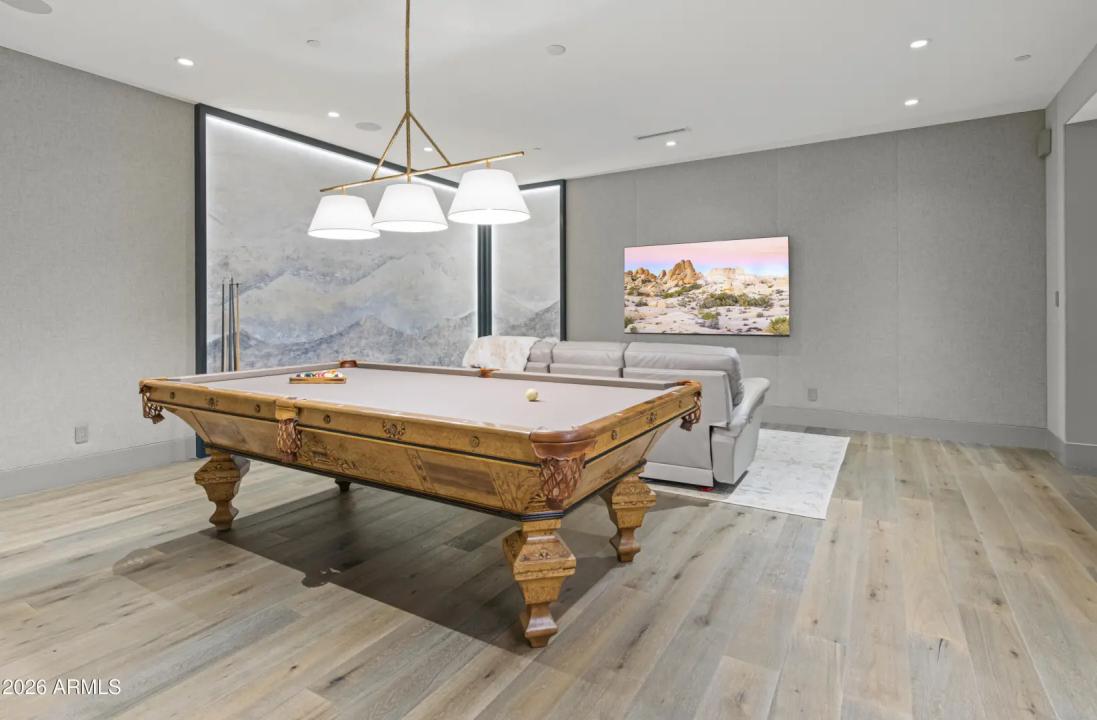 Real Estate Picture 28