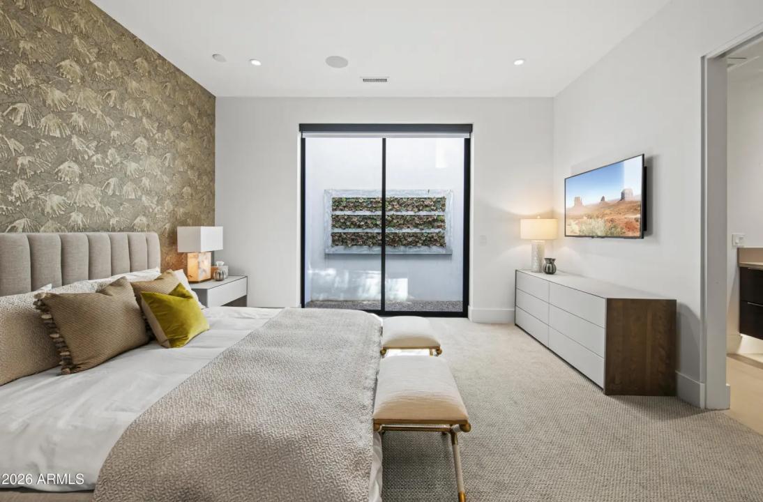 Real Estate Picture 31