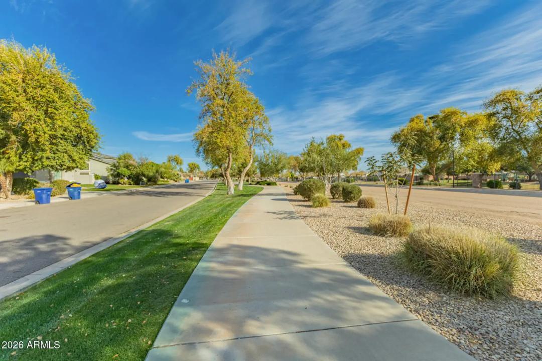 Real Estate Picture 45