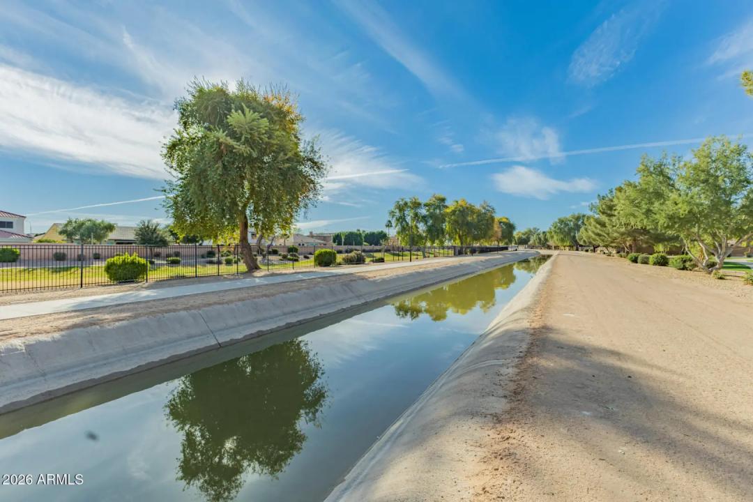 Real Estate Picture 46