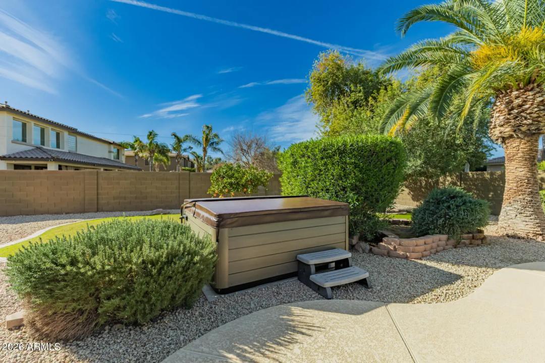 Real Estate Picture 44