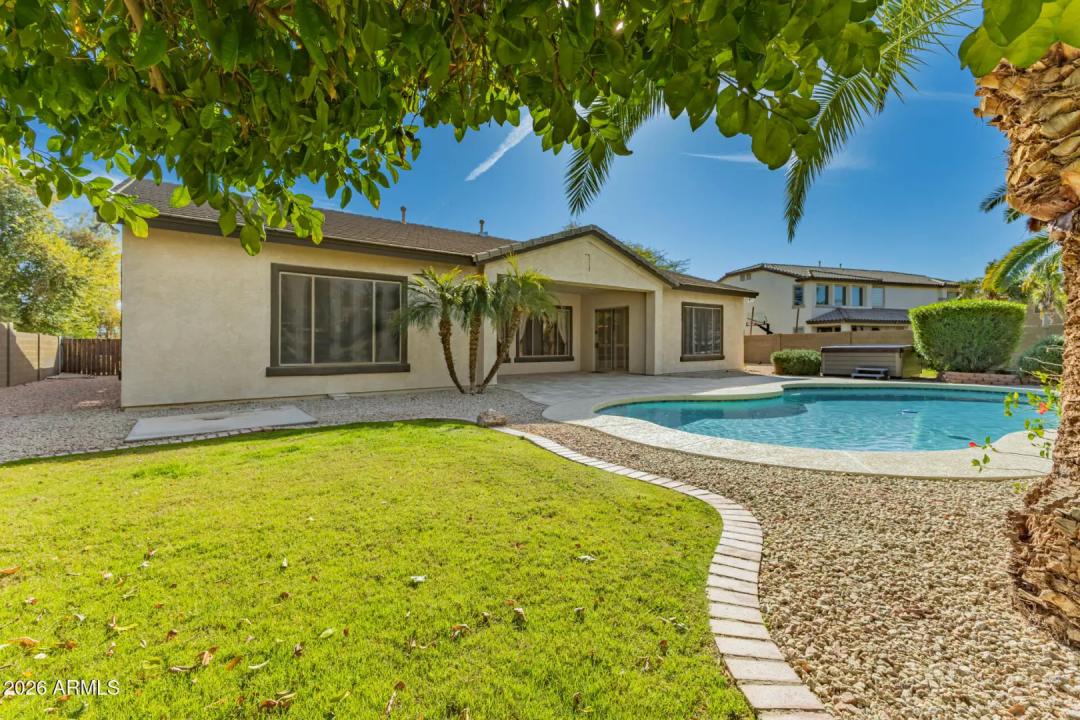 Real Estate Picture 39