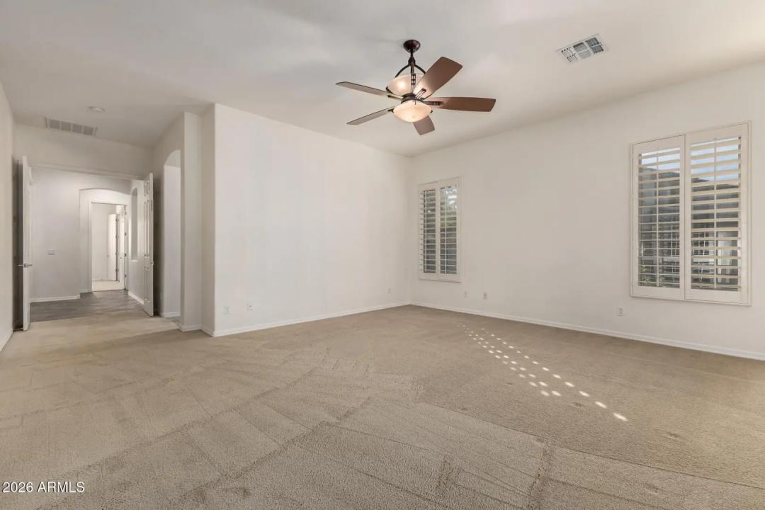 Real Estate Picture 21