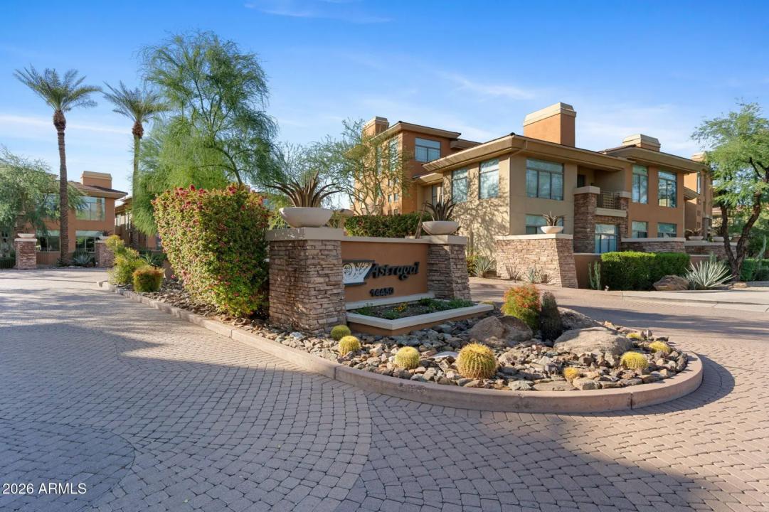 Real Estate Picture 35