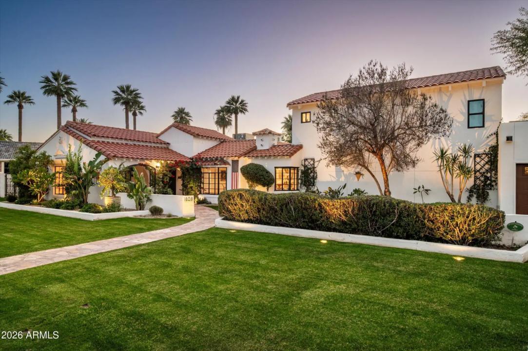 Real Estate Picture 2