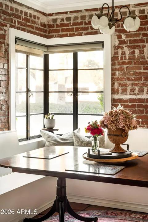 Real Estate Picture 13