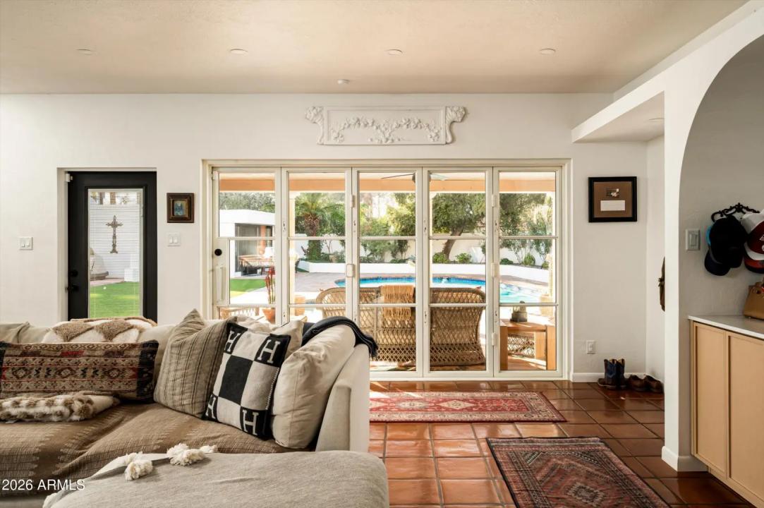 Real Estate Picture 19