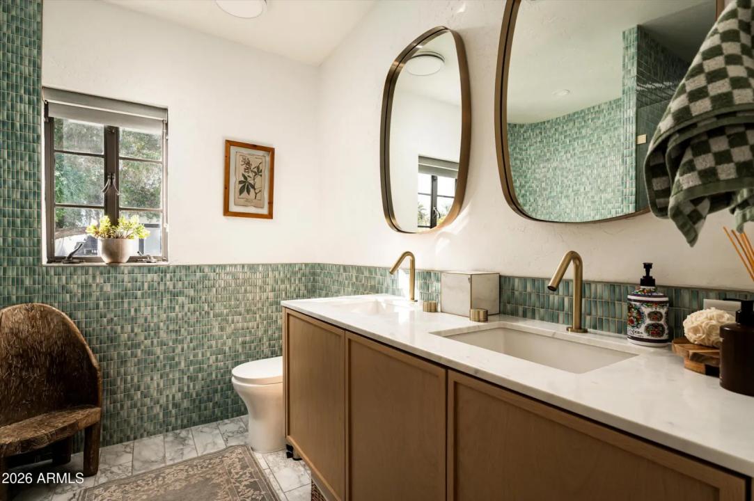 Real Estate Picture 21