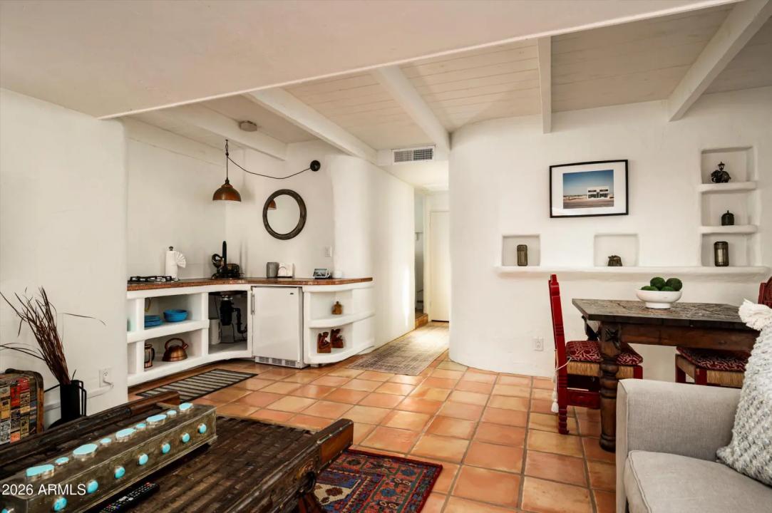 Real Estate Picture 33