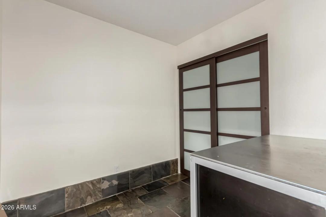 Real Estate Picture 35