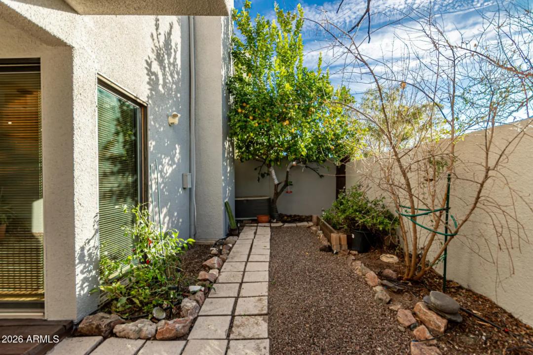 Real Estate Picture 42