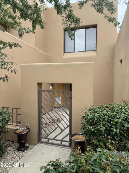 Real Estate Picture 5