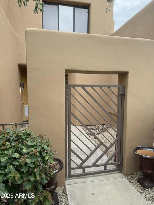 Real Estate Picture 6