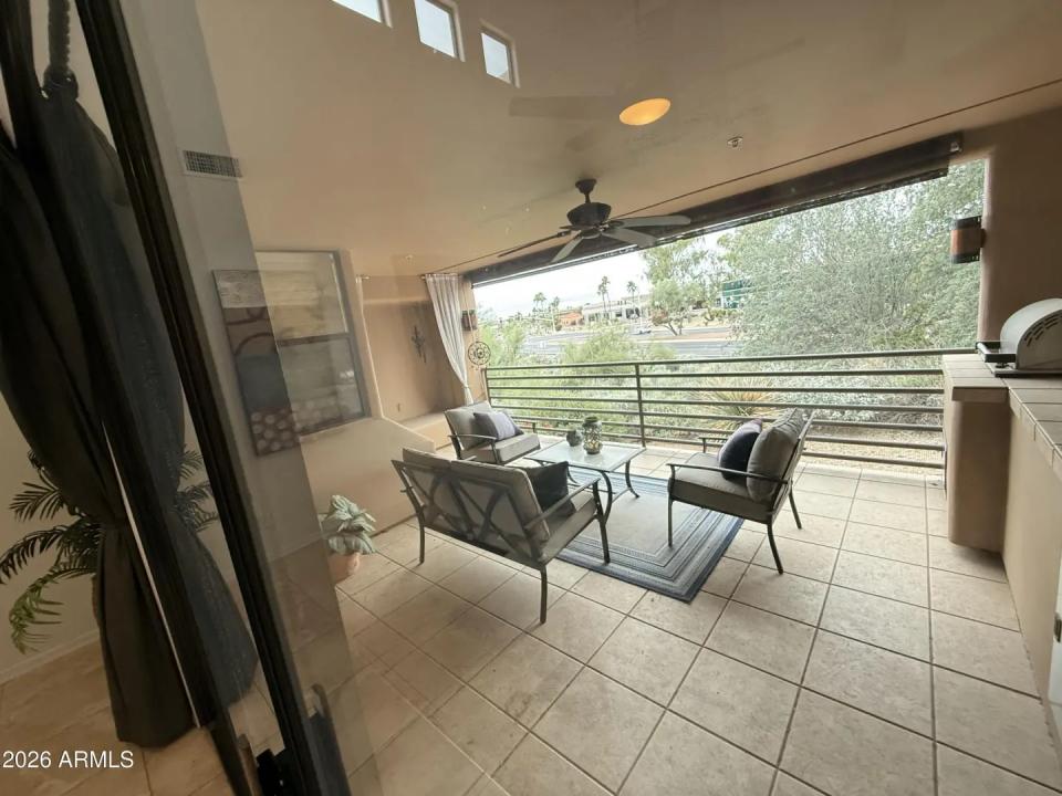 Real Estate Picture 13