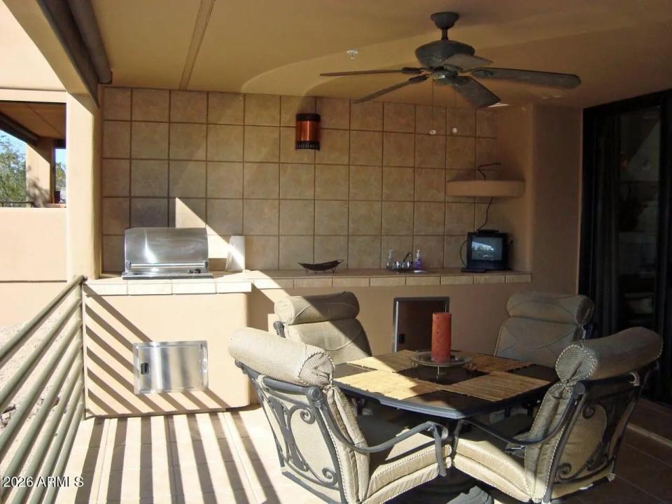 Real Estate Picture 15