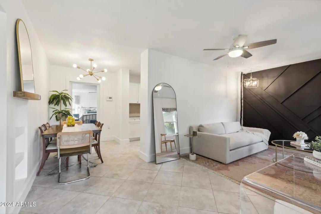 Real Estate Picture 5