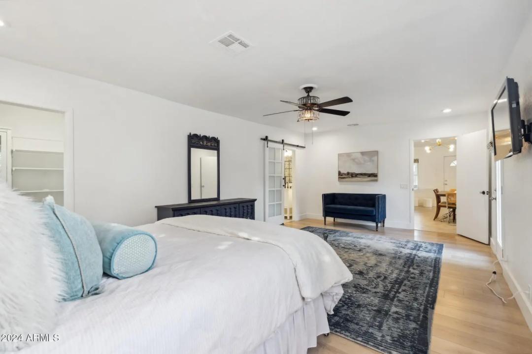 Real Estate Picture 25