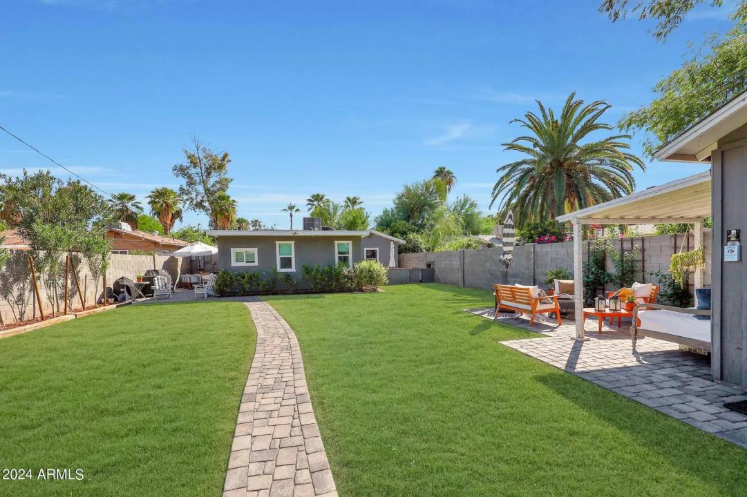 Real Estate Picture 35