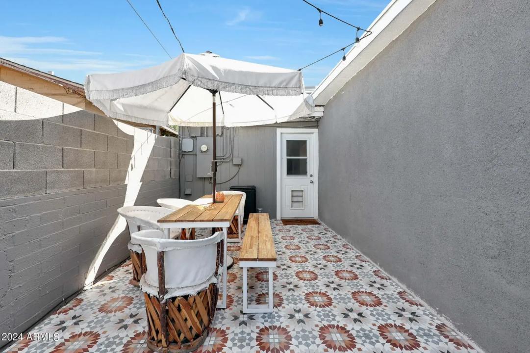 Real Estate Picture 41