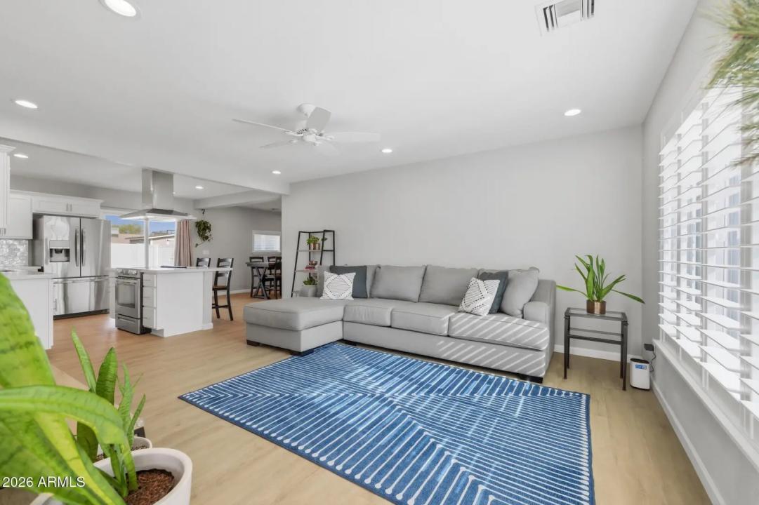 Real Estate Picture 2