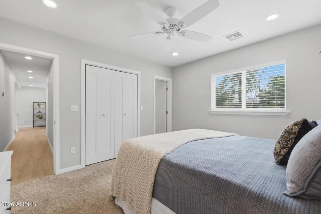 Real Estate Picture 20