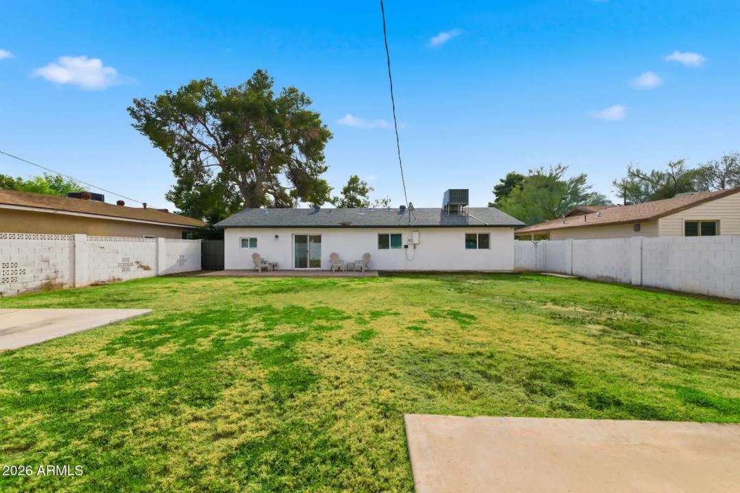 Real Estate Picture 30